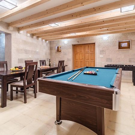 Luxury Stone Villa Nevija 2022 Private Villa Milna  Εξωτερικό φωτογραφία