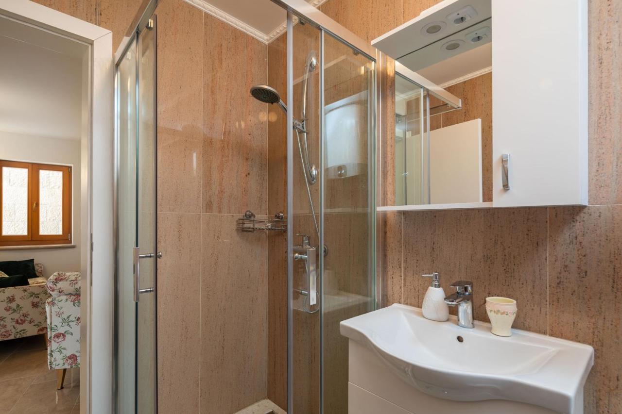 Luxury Stone Villa Nevija 2022 Private Villa Milna  Εξωτερικό φωτογραφία