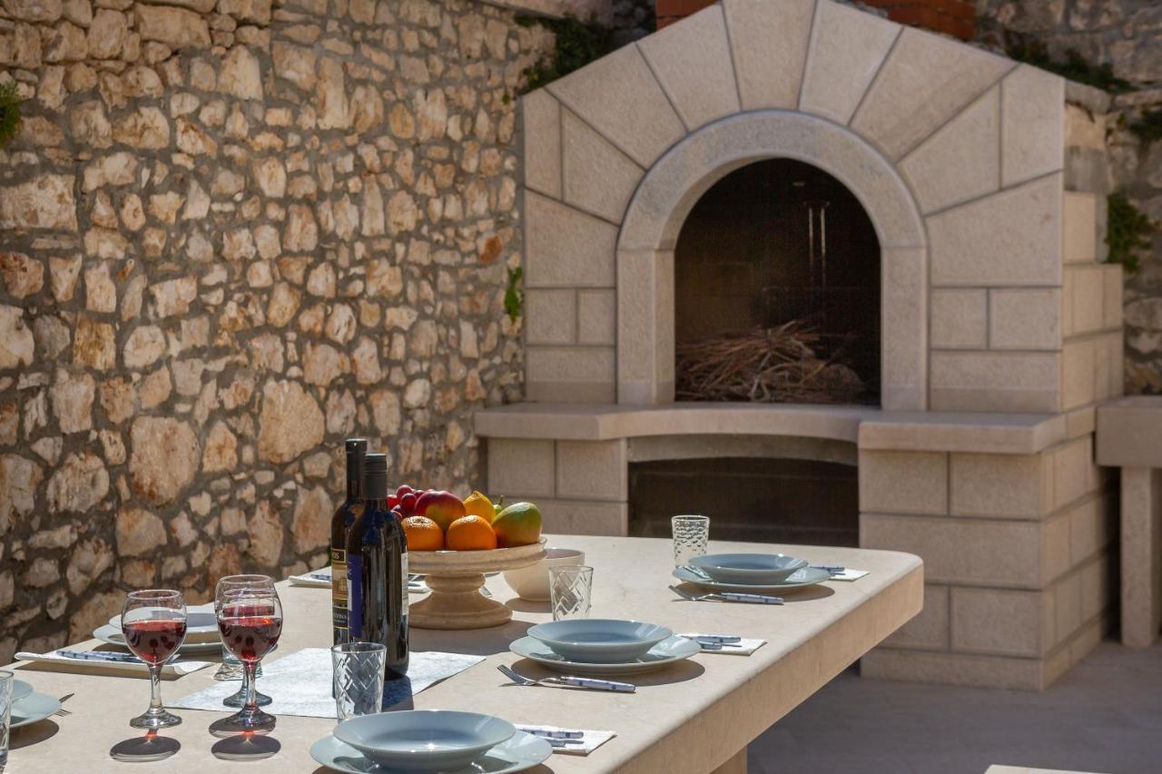 Luxury Stone Villa Nevija 2022 Private Villa Milna  Εξωτερικό φωτογραφία