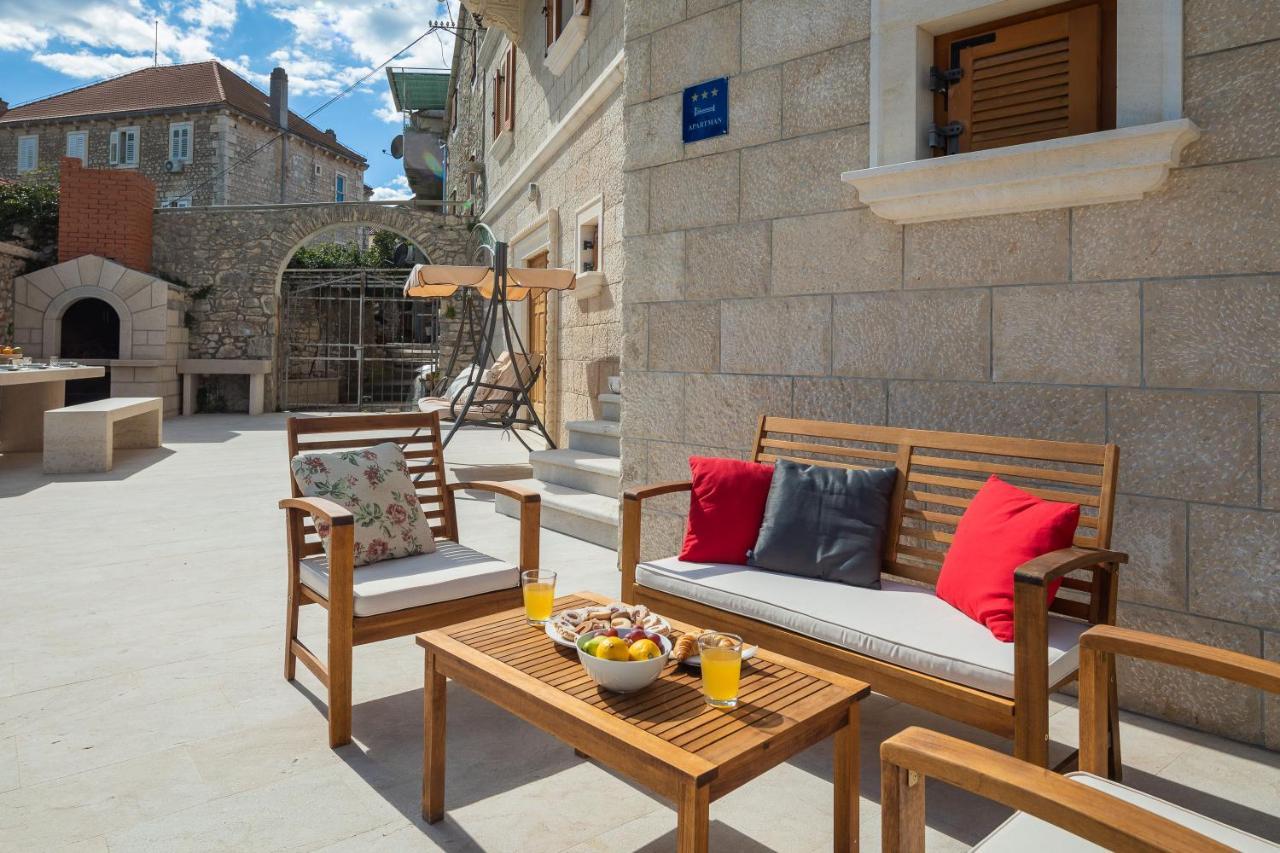 Luxury Stone Villa Nevija 2022 Private Villa Milna  Εξωτερικό φωτογραφία