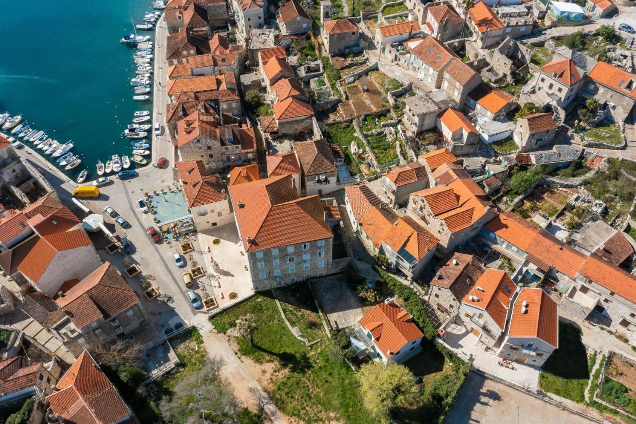 Luxury Stone Villa Nevija 2022 Private Villa Milna  Εξωτερικό φωτογραφία