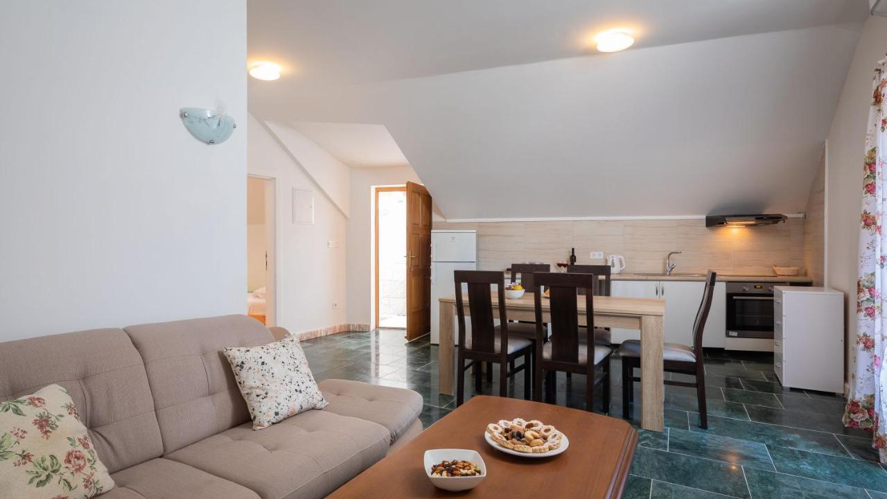 Luxury Stone Villa Nevija 2022 Private Villa Milna  Δωμάτιο φωτογραφία