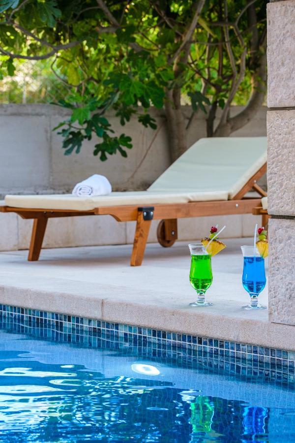 Luxury Stone Villa Nevija 2022 Private Villa Milna  Εξωτερικό φωτογραφία