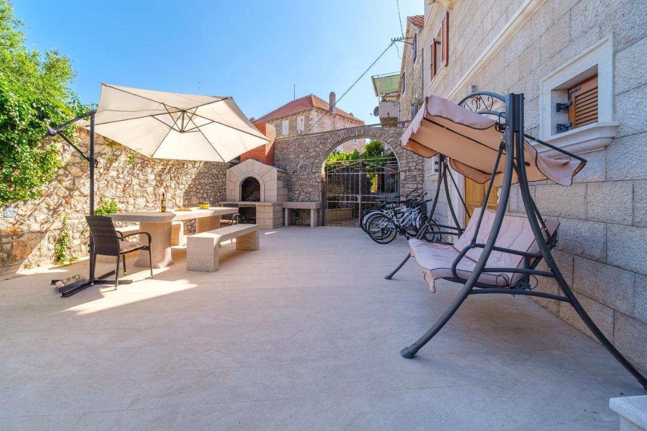 Luxury Stone Villa Nevija 2022 Private Villa Milna  Εξωτερικό φωτογραφία